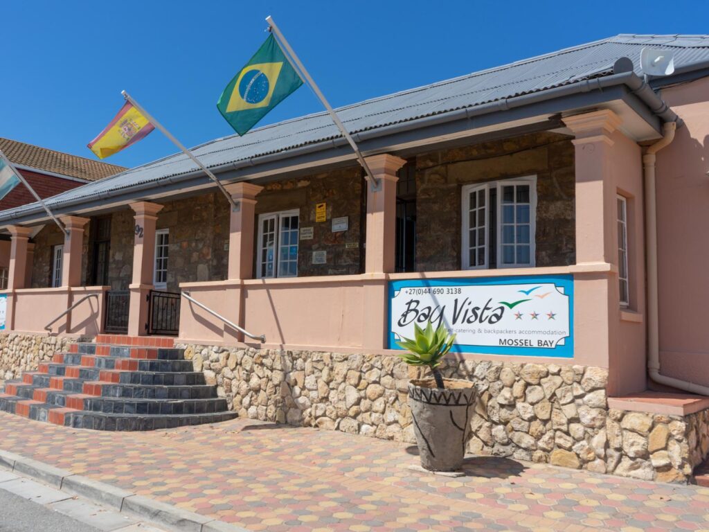 Bay Vista Backpackers