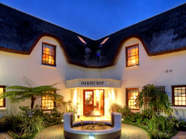 Oakhurst hotel