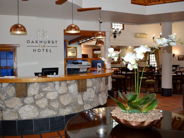 Oakhurst hotel
